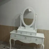 میز آرایشی