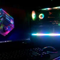 سیستم گیمینگ با مانیتور