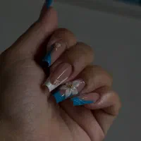 کاشت ناخن370آموزش (8500میلیون)با مدرک اقساط