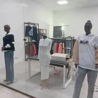 رگال لباس مانکن