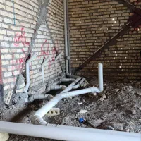 اجرای لوله لوله اب و فاضلاب و پکیج