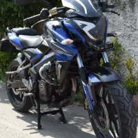 ان اس 200 آبی خاص