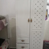 ساعت وکمد بچه