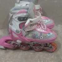اسکیت صورتی