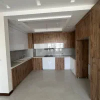 واحد آپارتمان 84 متر کلید نخورده  بهار /مسکن اکبری