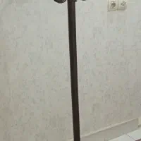 جالباسی ایستاده