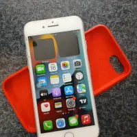 iphone 8 258 gig|موبایل|کاشان, مدرس|دیوار