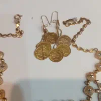 گردنبند با یه جفت گوشواره