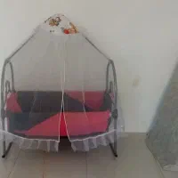 گهواره فلزی در حد نو