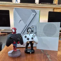 Xbox One S 1TB کارکرده در حد اقساط تا ۱۵ ماه