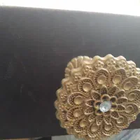 کتیبه قهوه ای