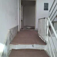 خانه طبقه دوم با راه‌پله مجزا