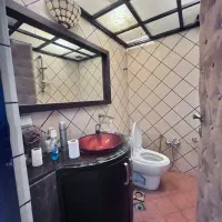 ۶۰ و ۱۰۰ متر سند اداری نیاوران