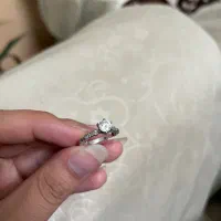 حلقه نقره تک نگین