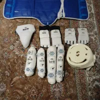 لوازم تکواندو به همراه کش پا