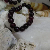 دستبند سنگ یاقوت