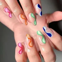 کاشت ناخن و آموزش کاشت