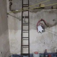 نردبان اهنی و طوری در