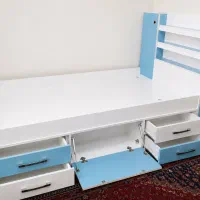 تخت یک نفره