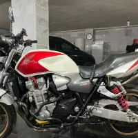 cb 1300