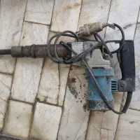 دو عدد بتن کن