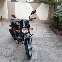موتور سیکلت hlx برندtvs سند دست اول در حد صفر