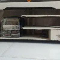 میز تلویزیون شیشه ای