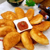 پیراشکی و کورن داگ