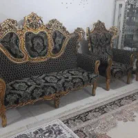 مبل هفت نفره و اینه کنسول و بوفه