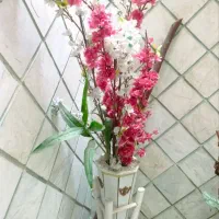 گل مصنوعی باگلدان
