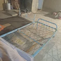 تخت یک نفره