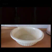 لیوان و گلدان
