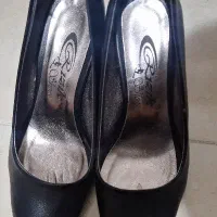 کفش پاشنه بلند