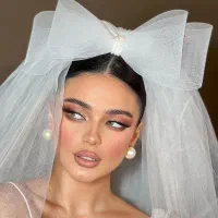 ارایش پیرایش اصلاح کوتاحی کاشت ناخن با قیمت.خوب