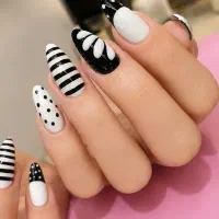 خدمات و اموزش ناخن با تخفیفات ویژه