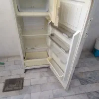 یخچال معمولی ۸ فوت و۶ فوت