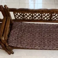 تخت و صندلی سنتی