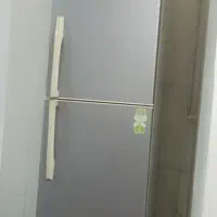 یخچال نگین