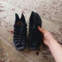 دو عدد کفش