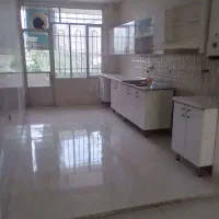 واحد 100 متری -طبقه دوم -ابتدای مطهری شمالی 3