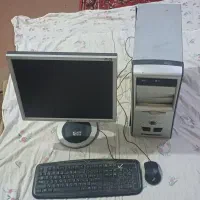 کامپیوتر با کیس کامل