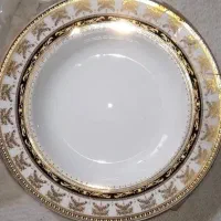 سرویس ۱۲ نفره چینی زرنگار طرح ایتالیا