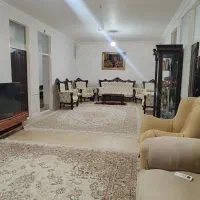 فروش خانه دوطبقه در حیاط