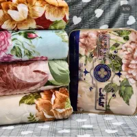 پتوی گلبافت.  شادیلون.تابستانه ژله‌ای .تشک  بالشت
