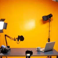 استخدام نیرو خانم تولید محتوا
