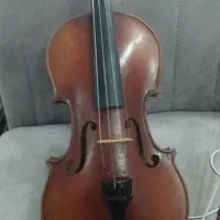 ویالون ایتالیایی استراد