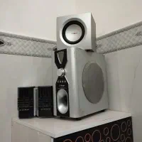 اسپیکر خانگی