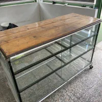 میزکار سنگی کلوچه پزی ویترین تابلو پیشخوان متحرک