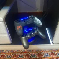 فروش فوری ps4  دودسته و جای شارژر دسته زیر قیمت