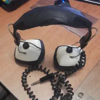 هدفون صوتی کاملا سالم